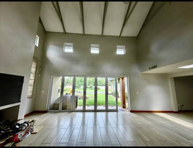 4 BEDROOM HOUSE FOR SALE IN VANDERBIJLPARK SW 5